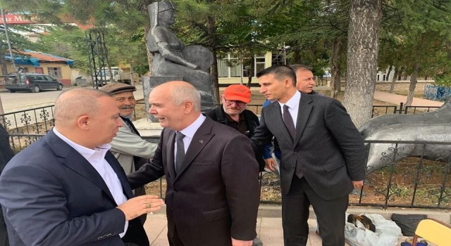 İzzet Ulvi Yönter, Çifteler Belediyesini ziyaret etti
