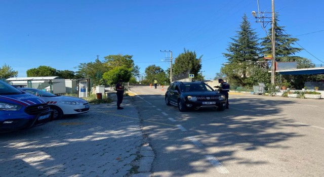 Jandarma okul çevrelerindeki denetimlerini sıklaştırdı