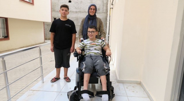 Kahramanmaraşta engellilere tekerlekli sandalye