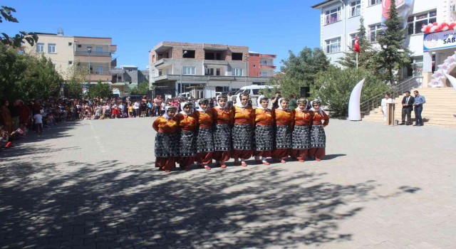 Kahtada İlköğretim Haftası kutlandı