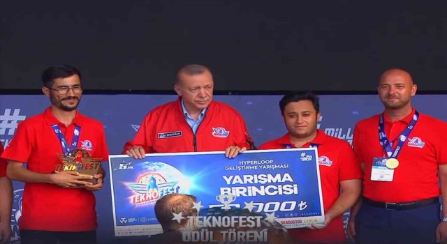 Kapsül, Teknofestte 10 ödül birden kazanarak Konyanın gururu oldu