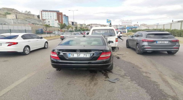 Karabükte zincirleme kaza: 1 yaralı