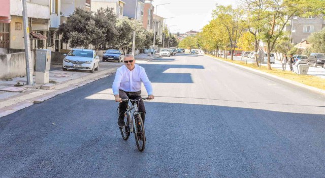 Karacabeyde asfaltlama işlemleri sürüyor