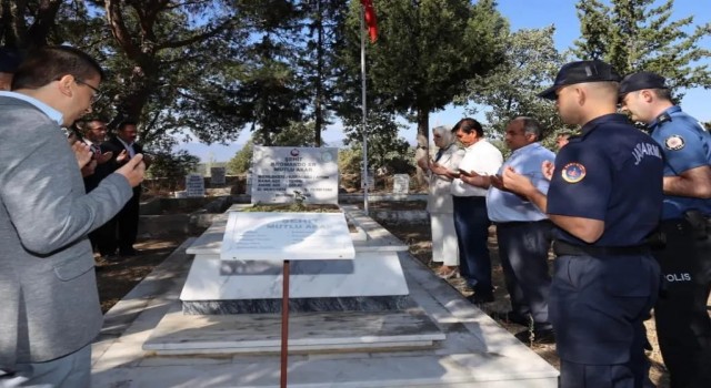 Karacasulu Şehit Akar, mezarı başında anıldı