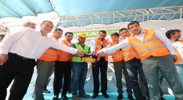 Kaş Belediyesi Katı Atık Tesisinin temeli törenle atıldı
