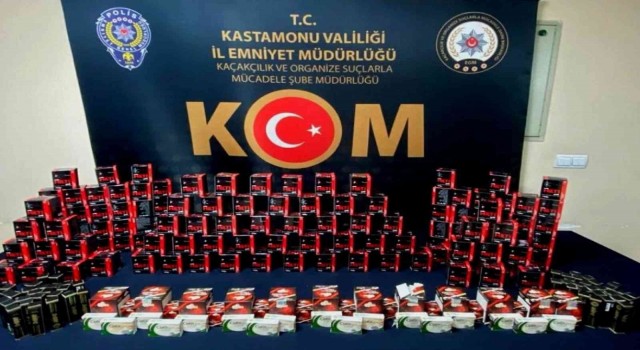 Kastamonuda çok sayıda satışı yasaklı cinsel içerikli ürün ele geçirildi