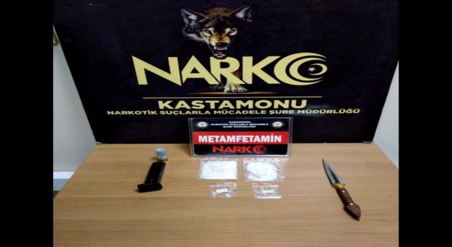 Kastamonuda metamfetaminle yakalanan 2 kişi tutuklandı