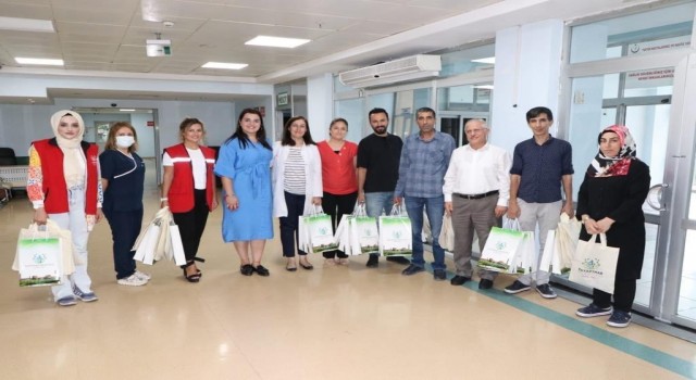 Kayapınar Belediyesinden yeni doğan bebeklere ilk hediye