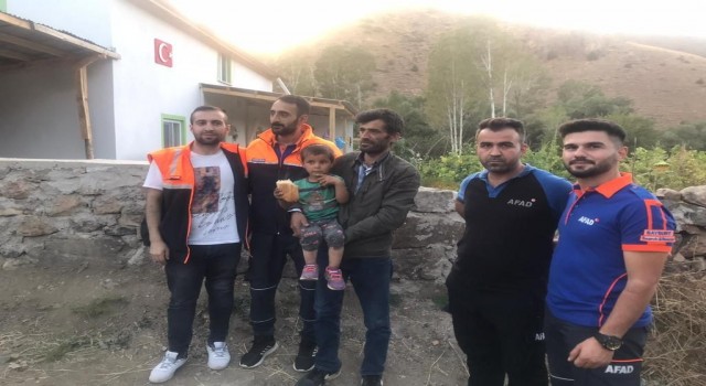 Kaybolan 4 yaşındaki çocuk 11 km uzaktaki köyde bulundu