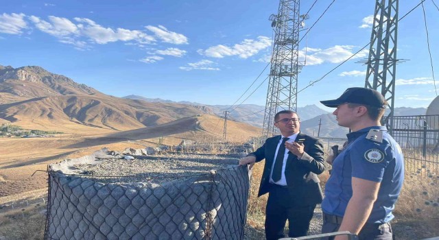 Kaymakam Daştan, üs bölgesinde incelemelerde bulundu