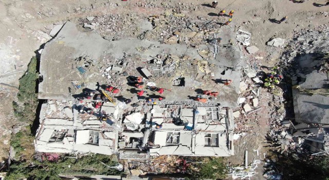 Kayseride 2 bin 959 kişinin katılımı ile deprem tatbikatı