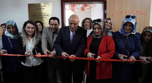 Keçiörende dikiş atölyesi ile üretime destek