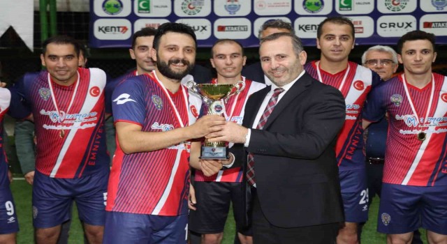 Kent Kupası Yalova Şehir Oyunlarında şampiyon Yalova Emniyeti 2 oldu