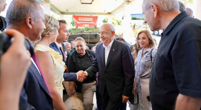 Kılıçdaroğlunun kamp mesaisi başladı