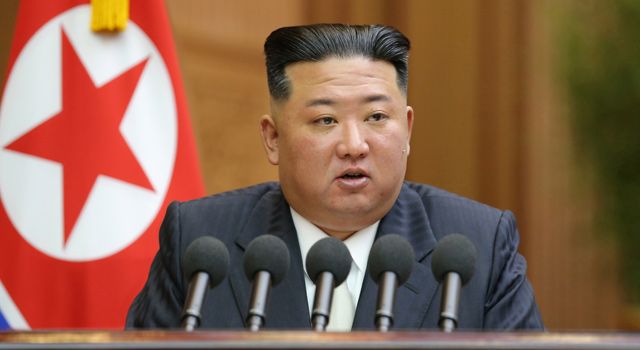 Kim Jong-Un: "Nükleer silahlardan ve füzelerden asla vazgeçmeyeceğiz"