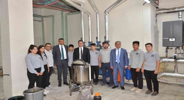 Kimyevi gübre kullanımını azaltmak için kolları sıvadılar