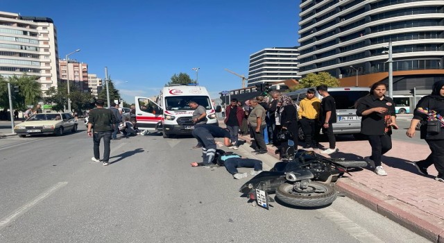 Konyada motosikletler çarpıştı: 2 yaralı