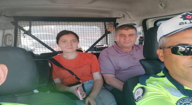 KPSSye geç kalan öğrencilerin imdadına polis yetişti