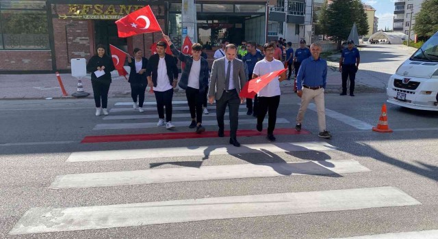 Kuluda Yayalara Öncelik Duruşu, Hayata Saygı Duruşu etkinliği