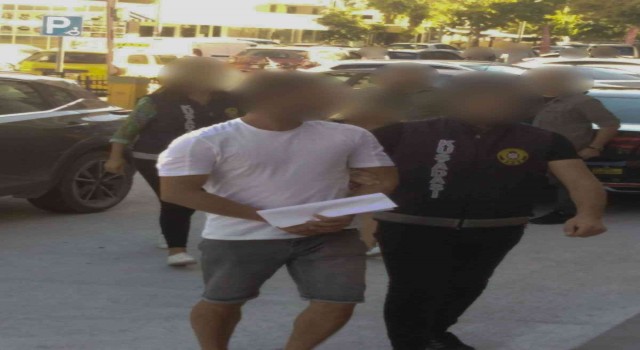 Kuşadasında fuhuş operasyonu: 1 tutuklu