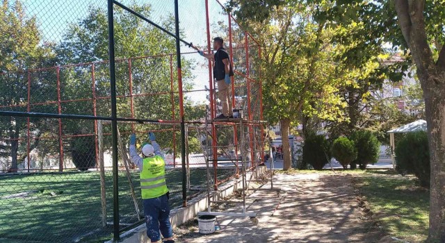 Kütahyada parklar renkleniyor