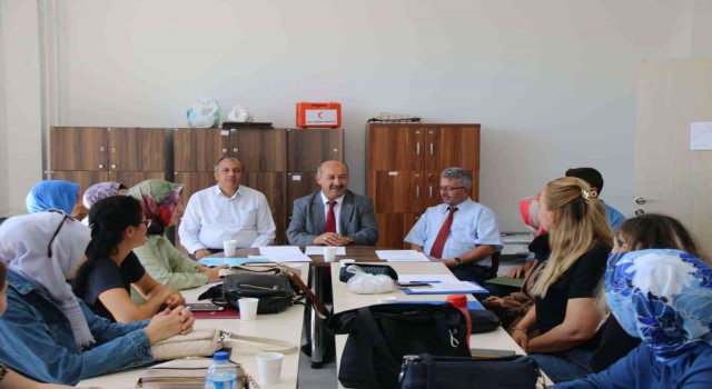 Kütahyada sene başı öğretmenler kurulu toplantısı