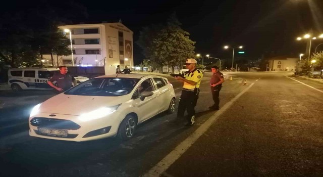 Malatyada polis ekipleri trafik denetimi yaptı