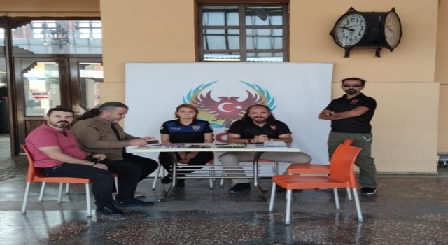 Malatyada polislerden ‘El Ele Güvenli Geleceğe projesi