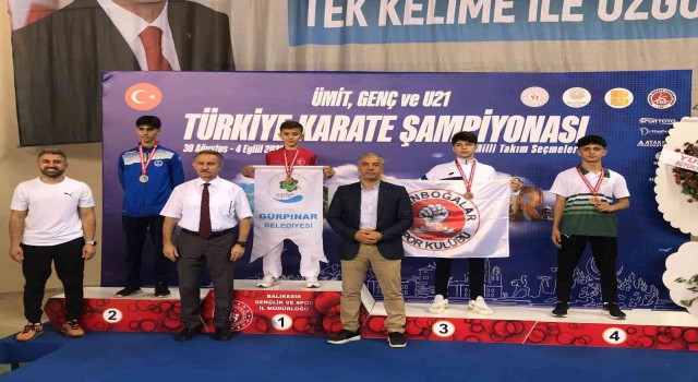 Manisa BBSKlı karateciler başarısını perçinledi