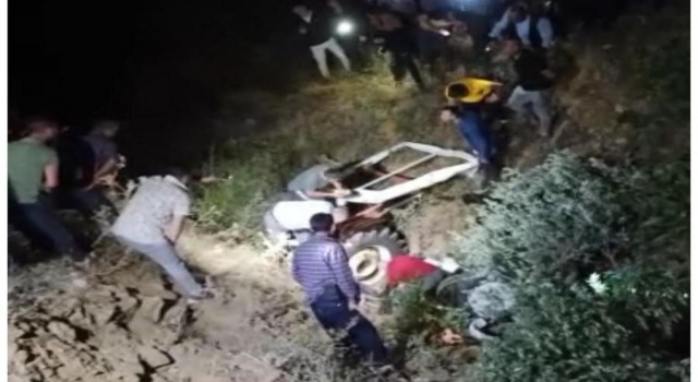 Manisada traktör uçuruma yuvarlandı: 1 ölü, 1 yaralı