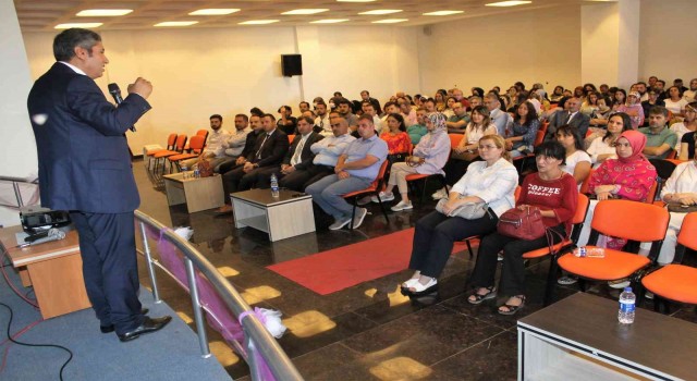 Manyasta öğretmenlerle sene başı toplantısı yapıldı