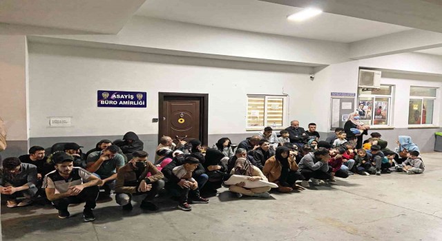 Marmariste 85 düzensiz göçmen yakalandı