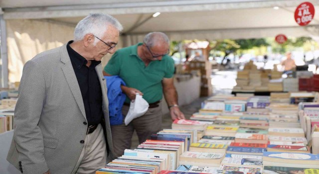 Menteşe Belediyesi kitap fuarı açıldı