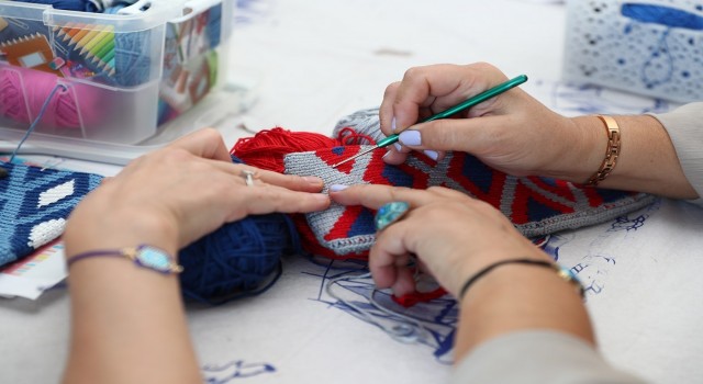 Merkezefendide yabancı dil ve el sanatları kurs kayıtları başladı