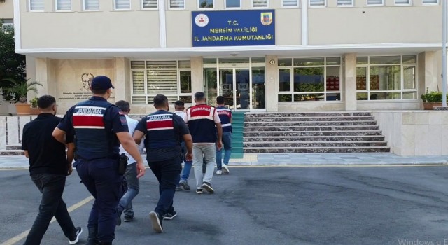 Mersin merkezli 3 ilde dolandırıcılık operasyonu: 8 gözaltı