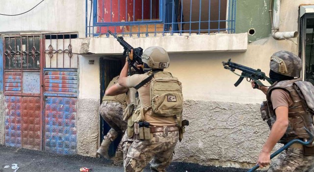 Mersinde DEAŞ operasyonu: 8 gözaltı