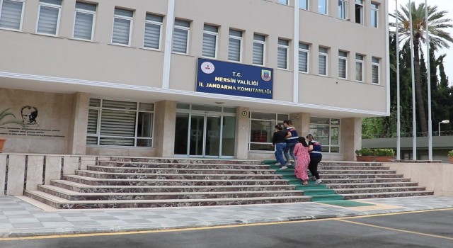 Mersinde PKK şüphelisi 2 kadın gözaltına alındı