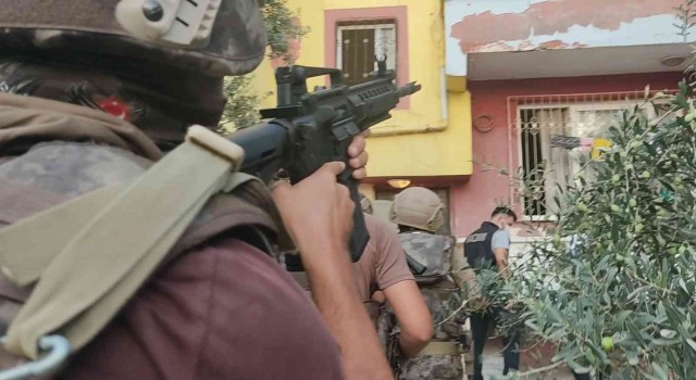 Mersinde tefeci operasyonu: 13 gözaltı