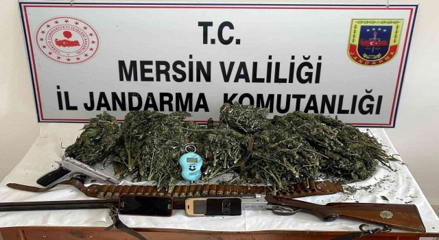 Mersinde uyuşturucu satıcılarına operasyon: 2 kişi tutuklandı