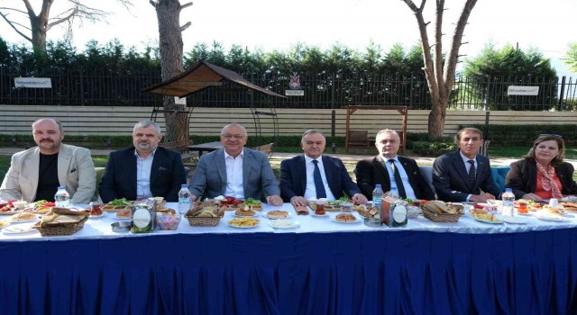 MHPli Akçaydan 6lı masaya sert sözler
