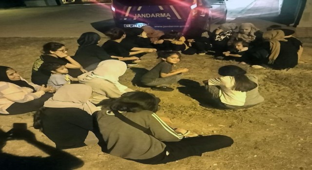 Milasta 75 düzensiz göçmen yakalandı