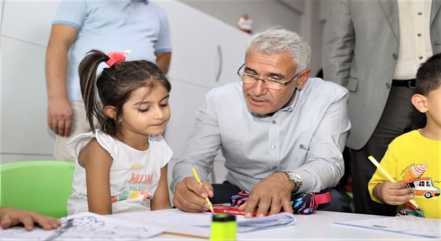 Minik kalplerle buluştu