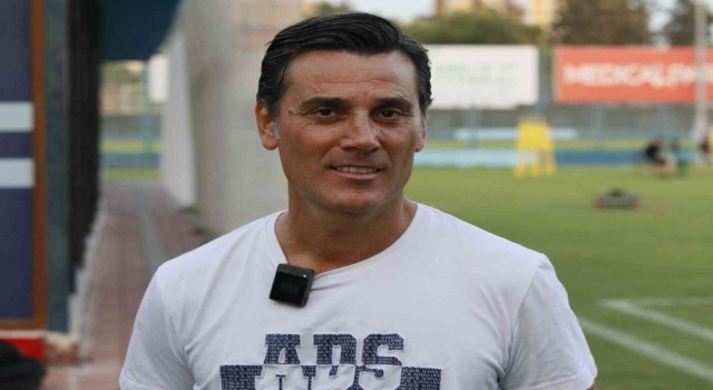Montella: Balotelli ile saha dışında ilişkimiz çok iyi