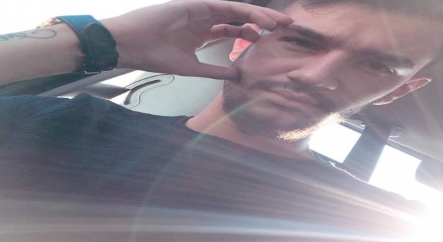 Motosikletiyle asker eğlencesinden dönen genç kazada hayatını kaybetti