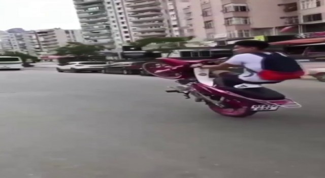 Motosikletle tehlikeli yolculuk