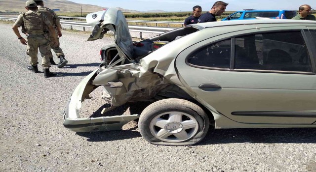 Muradiyede trafik kazası: 1 yaralı
