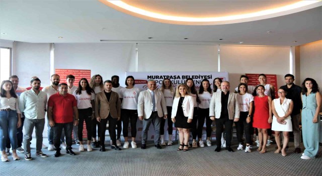 Muratpaşanın sultanlarına sağlık sponsoru