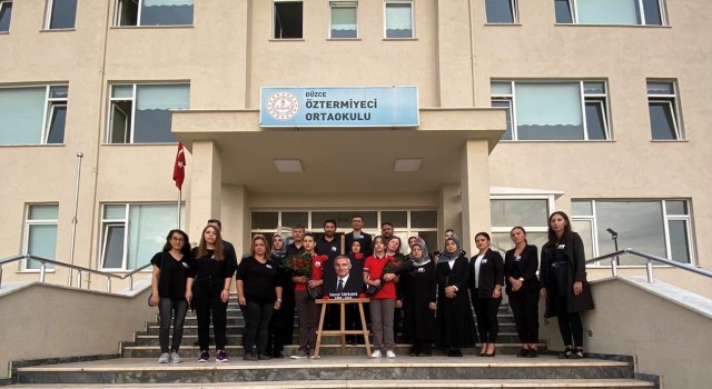 Öğrencileri Varol hocayı unutmadı