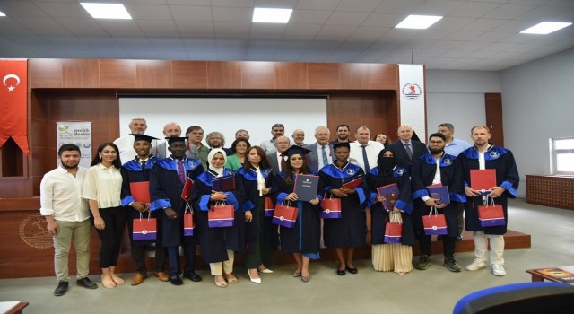 OMÜnün Erasmus öğrencileri mezun oldu