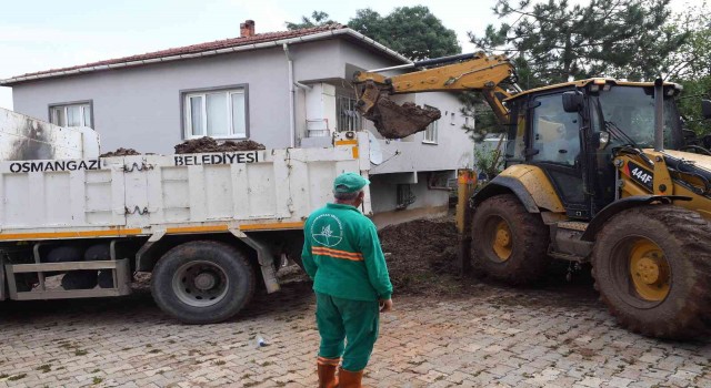 Osmangazide felaketin yaraları sarılıyor
